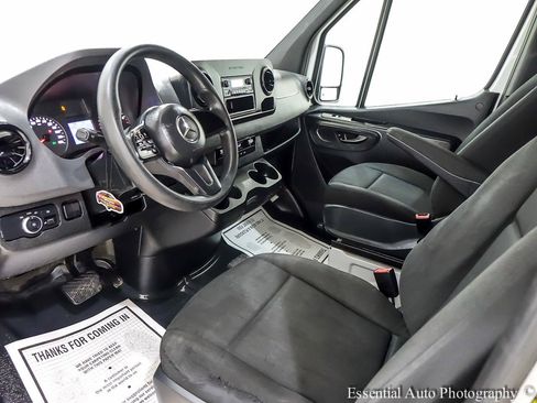 Used 2020 Mercedes-Benz Sprinter 2500 w/ Driver Convenience Package image 8