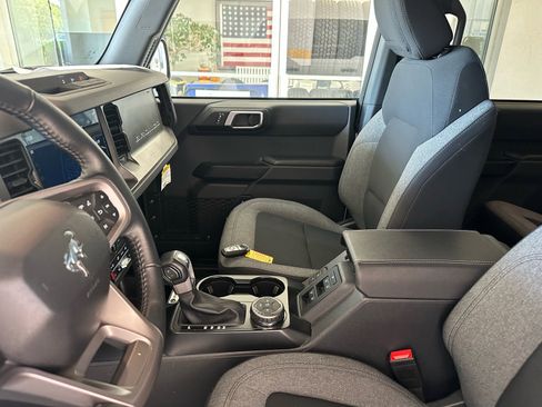 Used 2025 Ford Bronco Big Bend AWD/4WD image 18