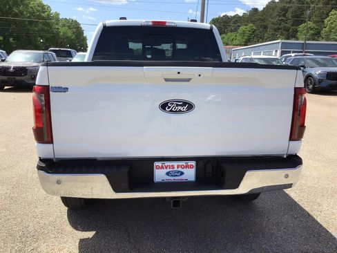 New 2026 Ford F150 XLT w/ Equipment Group 302A MID AWD/4WD image 9