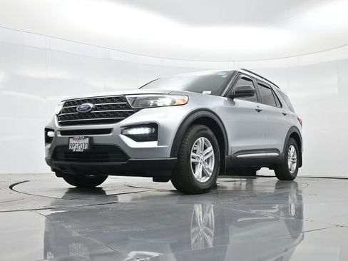 Used 2024 Ford Explorer XLT RWD image 51