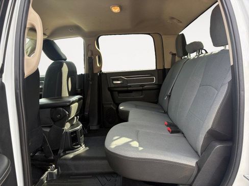 Used 2020 RAM 2500 Big Horn AWD/4WD image 4