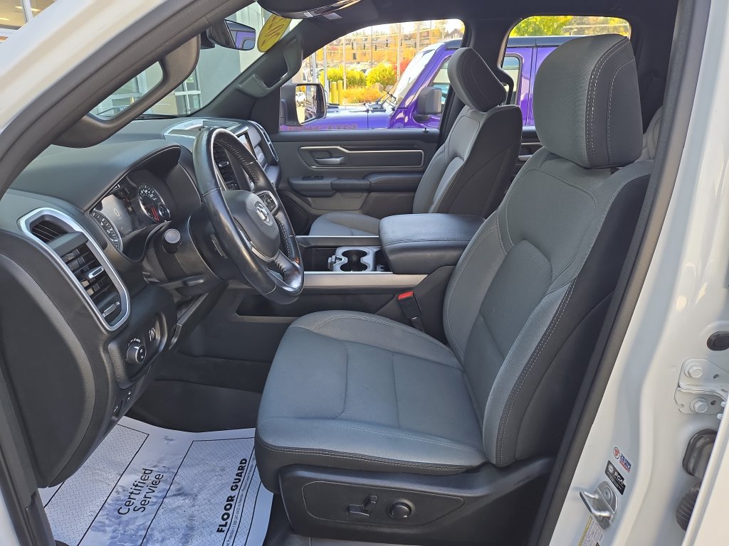Used 2022 RAM 1500 Big Horn AWD/4WD image 14