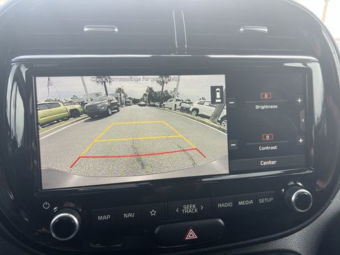 Used 2020 Kia Soul EX FWD image 25