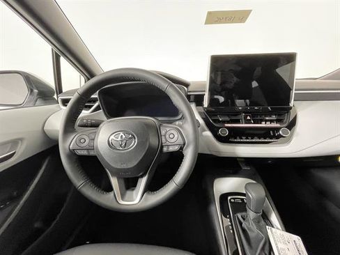 New 2026 Toyota Corolla SE image 12