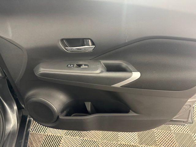 Used 2023 Nissan Kicks SV FWD image 19