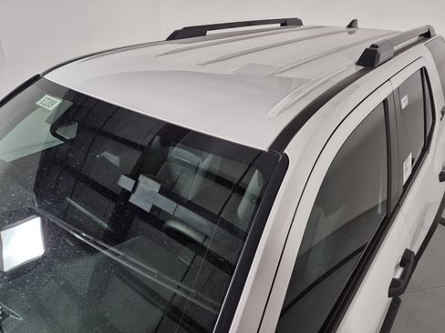New 2026 Toyota 4Runner 4WD image 9