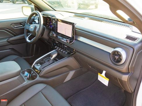 New 2026 Chevrolet Colorado LT w/ LT Convenience Package RWD image 9