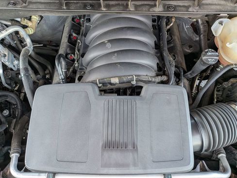 Used 2021 Chevrolet Tahoe Z71 AWD/4WD image 13