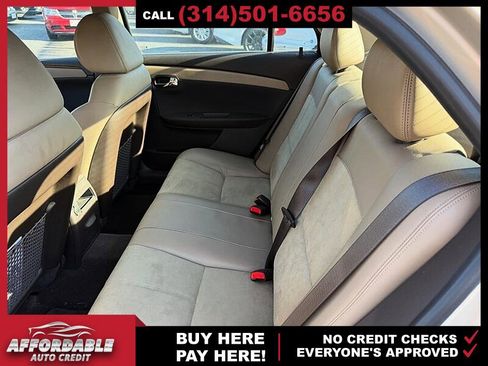 Used 2010 Chevrolet Malibu LT image 11
