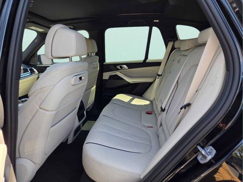 New 2026 BMW X5 sDrive40i w/ M Sport Package RWD image 9
