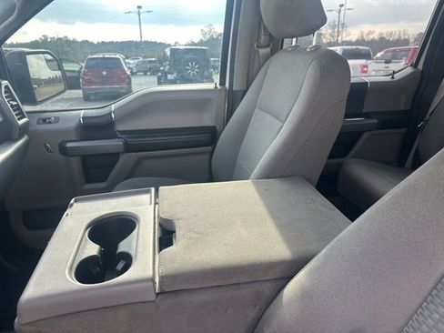 Used 2018 Ford F150 XLT w/ Trailer Tow Package image 14