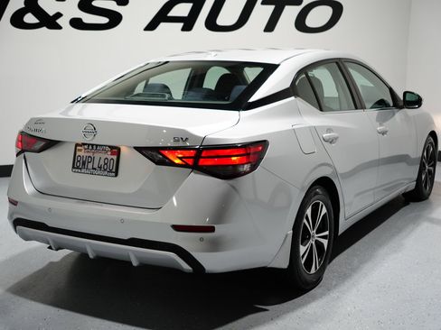 Used 2021 Nissan Sentra SV image 8