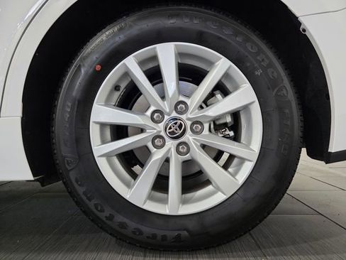 Used 2026 Toyota Camry LE FWD image 23
