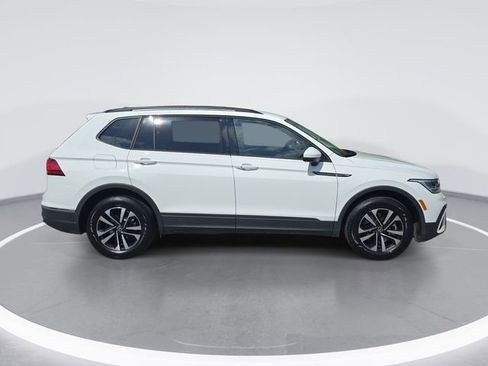 Used 2023 Volkswagen Tiguan S image 2