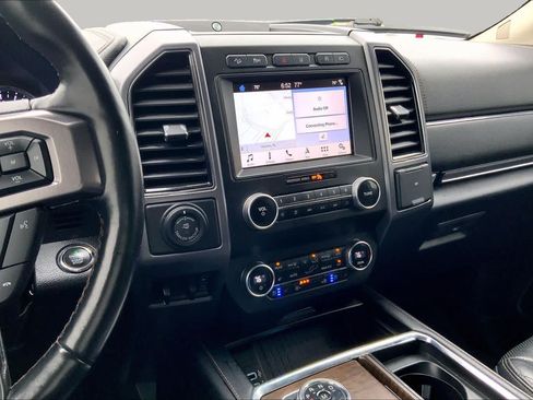 Used 2019 Ford Expedition Max Platinum AWD/4WD image 7
