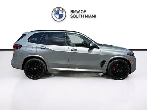 Certified 2025 BMW X5 sDrive40i w/ M Sport Package image 8