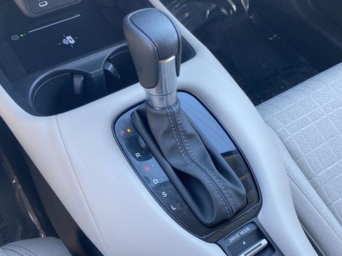 Certified 2026 Honda HR-V LX image 22