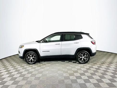 Certified 2024 Jeep Compass Limited image 6