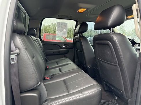 Used 2013 Chevrolet Silverado 1500 LTZ w/ Chrome Essentials Package AWD/4WD image 16