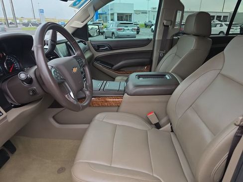 Used 2018 Chevrolet Tahoe Premier w/ RST 6.2L Performance Edition AWD/4WD image 12