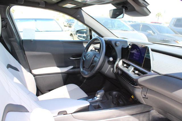 Certified 2025 Lexus UX 300h FWD image 5