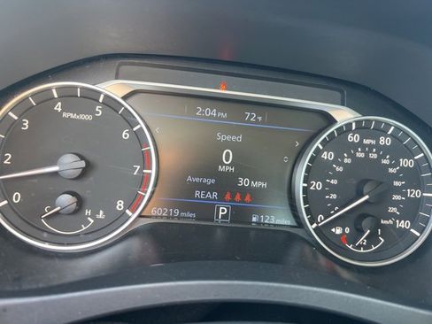 Used 2024 Nissan Altima 2.5 SV image 7