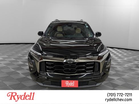 Used 2025 Chevrolet Equinox ACTIV w/ Safety and Technology Package AWD/4WD image 8