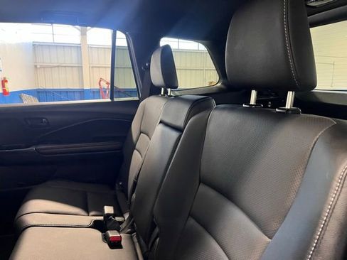 Used 2023 Honda Passport EX-L image 18