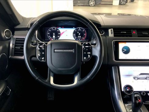Used 2018 Land Rover Range Rover Sport HSE image 5