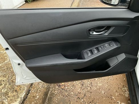 Used 2023 Honda Accord LX image 13