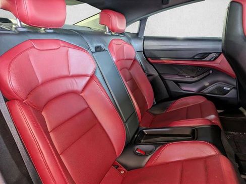Used 2020 Porsche Taycan 4S image 21