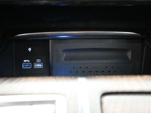 Used 2024 Genesis GV80 2.5T AWD/4WD image 3
