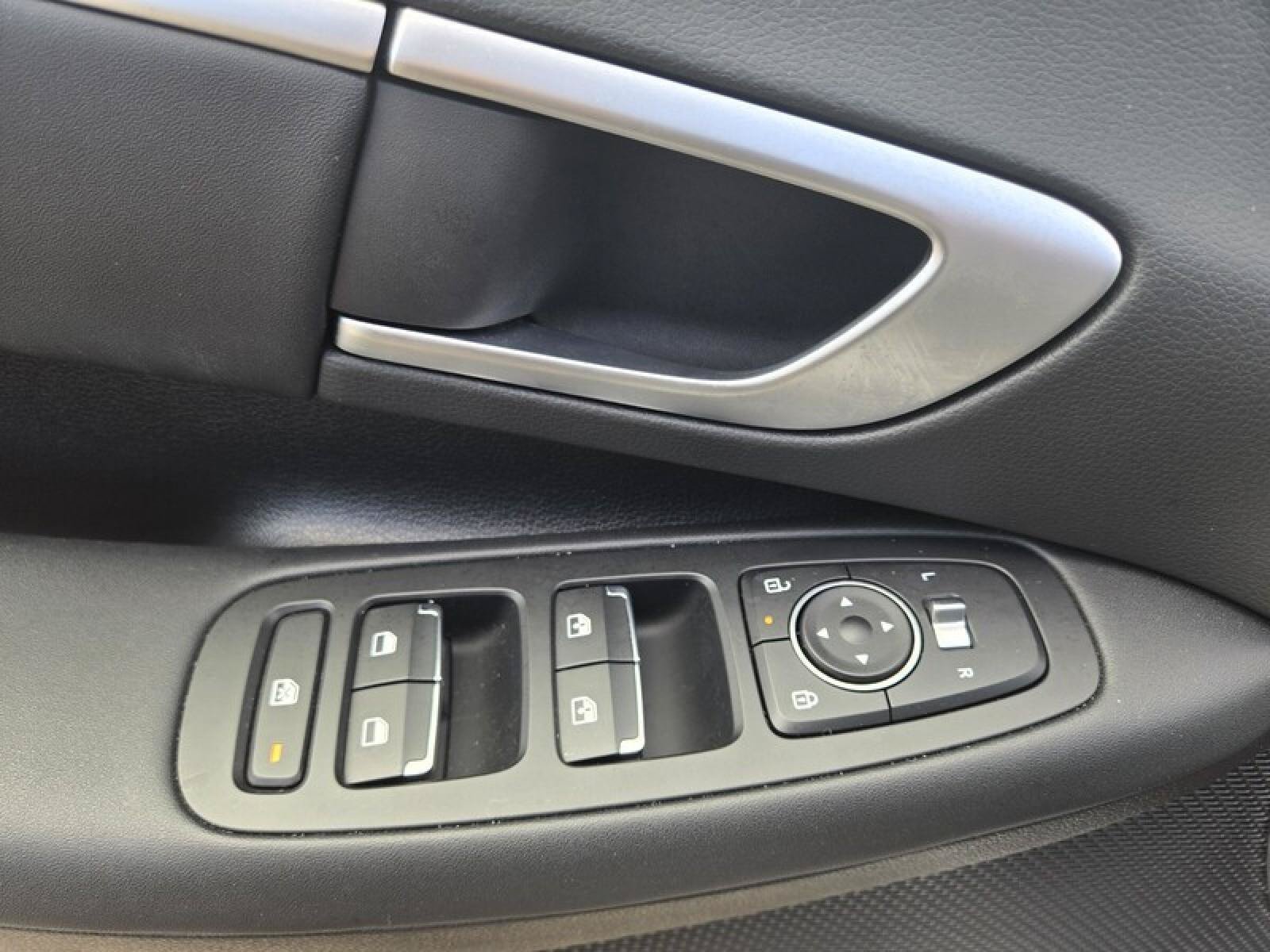 Used 2026 Hyundai Sonata SEL FWD image 21