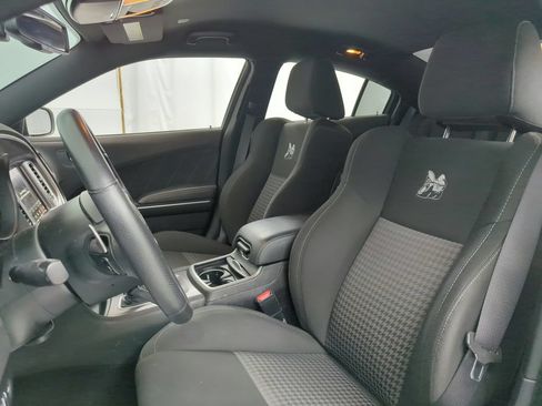 Used 2019 Dodge Charger Scat Pack RWD image 30