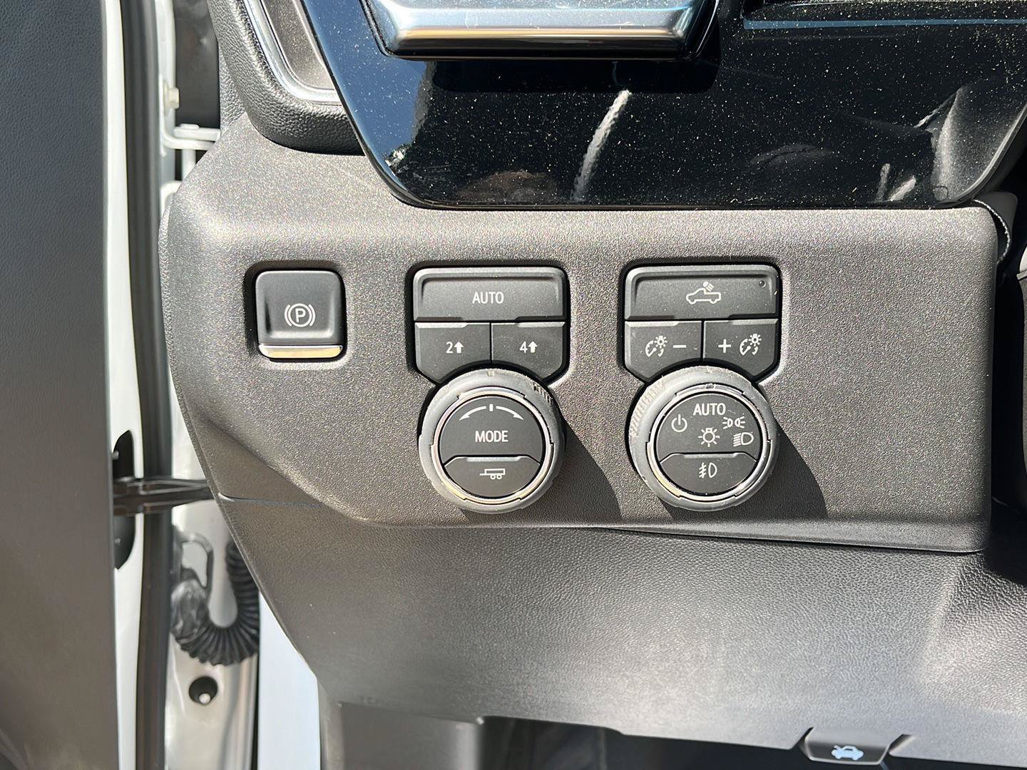 Used 2026 Chevrolet Silverado 1500 RST AWD/4WD image 11