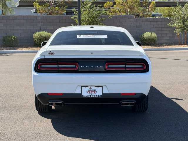 Used 2022 Dodge Challenger SXT RWD image 5