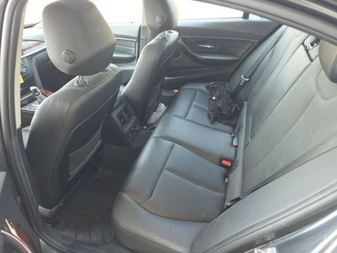 Used 2013 BMW 328i xDrive Sedan AWD/4WD image 5