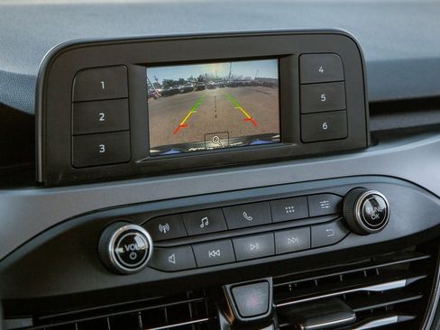 Used 2020 Ford Escape S image 16