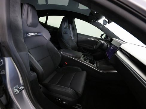 Used 2025 Tesla Model S Plaid image 11