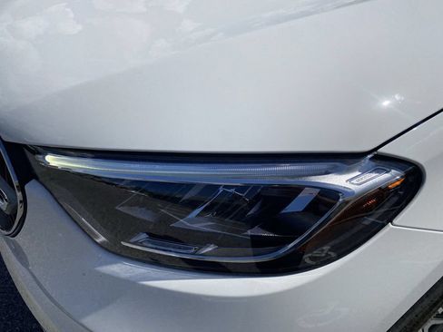 Certified 2026 Mercedes-Benz GLC 300 image 19