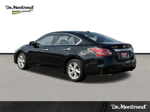 Used 2013 Nissan Altima 2.5 SL w/ Technology Pkg image 7