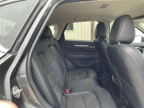 Used 2021 MAZDA CX-5 Touring image 23