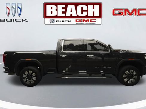 Used 2024 GMC Sierra 2500 Denali w/ Denali Reserve Package AWD/4WD image 2