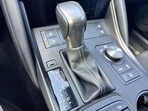 Used 2022 Lexus IS 350 F Sport w/ Accessory Package AWD/4WD image 17