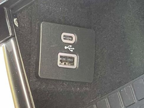 New 2026 Lincoln Corsair Reserve image 25