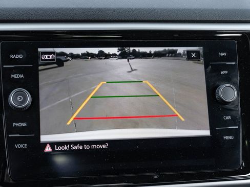 Used 2021 Volkswagen Atlas Cross Sport SEL FWD image 23