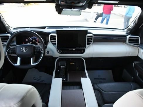 Used 2024 Toyota Sequoia Capstone image 11