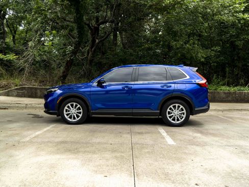 Used 2024 Honda CR-V EX image 8