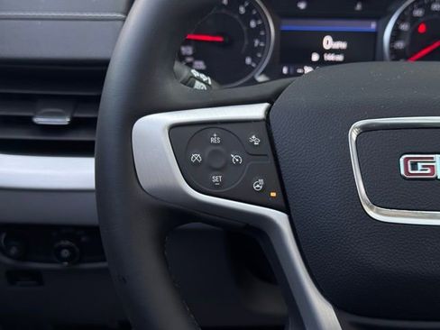 Used 2023 GMC Terrain SLT image 29