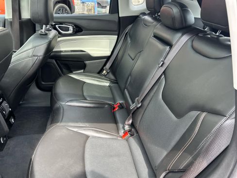 Used 2022 Jeep Compass Limited w/ Sun and Sound Group image 25